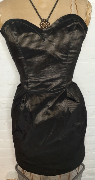 French Connection Dresses & Skirts - French Connection Mini dress